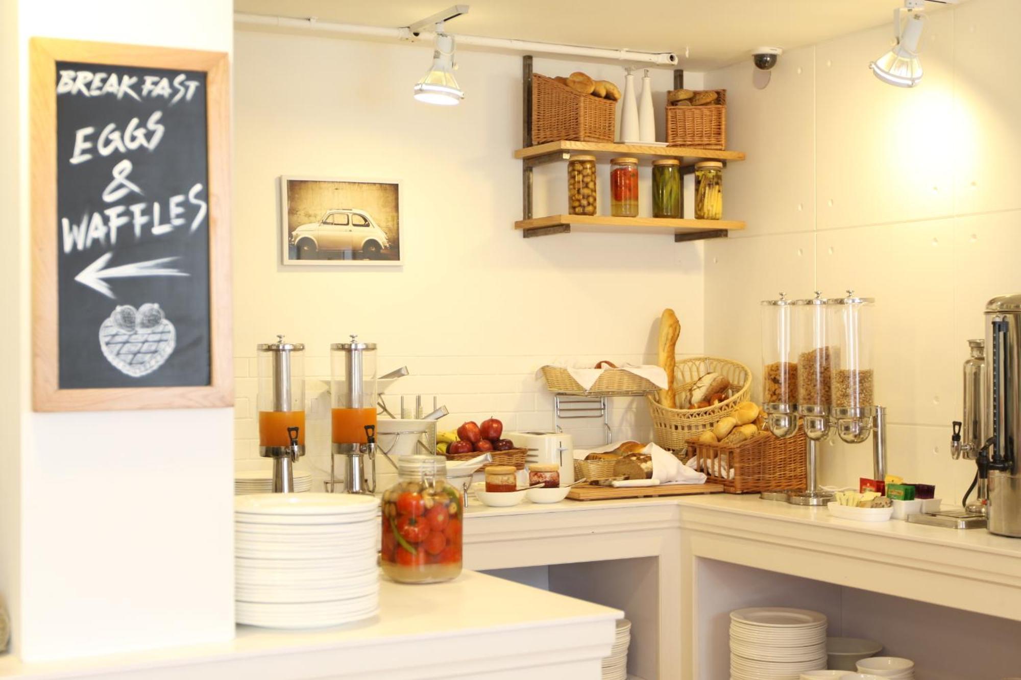 Bloomrooms @ Link Road Neu-Delhi Exterior foto